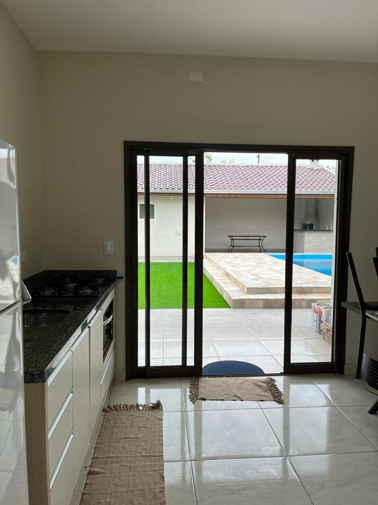 Com Piscina. Casa Para Familia. Гуаратуба Экстерьер фото